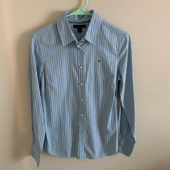 Tommy Hilfiger Tops - NWOT Small Tommy Hilfiger Button Down Tommy Hilfiger Tops - NWOT Small Tommy Hilfiger Button Down